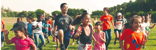 kids with counselor